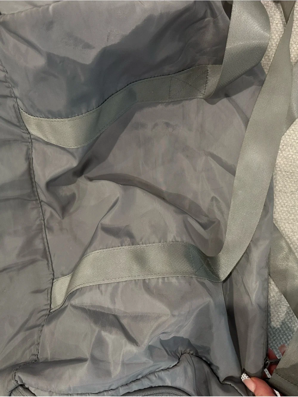 Gray Men's Duffel Bag - Lightweight Travel & Gym Bag